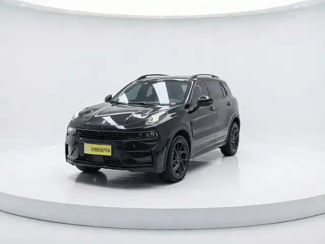 Lynk & Co Lynk & Co 01 Lynk & Co 01 2021 2.0td 4wd Dark Night Edition — фото