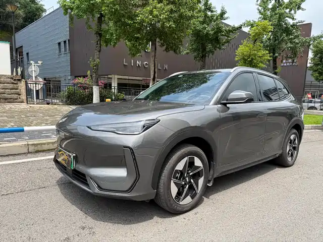 Geely Galaxy Galaxy E5 Galaxy E5 2026 530km Discovery Edition — фото