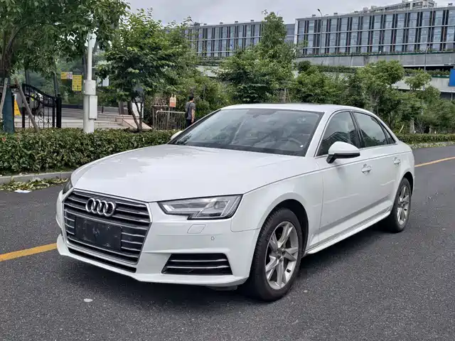 Audi Audi A4l Audi A4l 2018 30th Anniversary Model 40 Tfsi Enterprising — фото