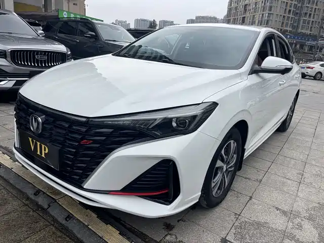 Chang'An Escape Eado 2022 Plus Blue Whale Ne 1.4t Gdi Dct Premium Edition — фото