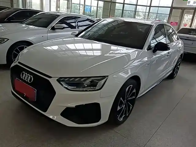 Audi Audi A4l Audi A4l 2023 40 Tfsi Luxury And Dynamic Model — фото