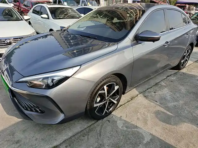 Roewe Roewe I5 Roewe I5 2024 1.5l Cvt Premium Edition — фото