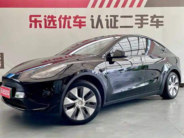 Tesla Model Y Model Y 2022 Facelift Rear-Wheel Drive Version — фото