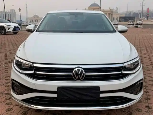 Volkswagen Bora Bora 2023 200tsi Dsg Smart Travel Edition — фото