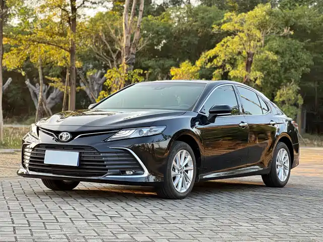 Toyota Camry Camry 2021 2.0g Deluxe Edition — фото