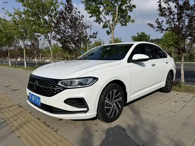 Volkswagen Lavida Lavida 2023 Facelift 1.5l Automatic 5 Million Version — фото