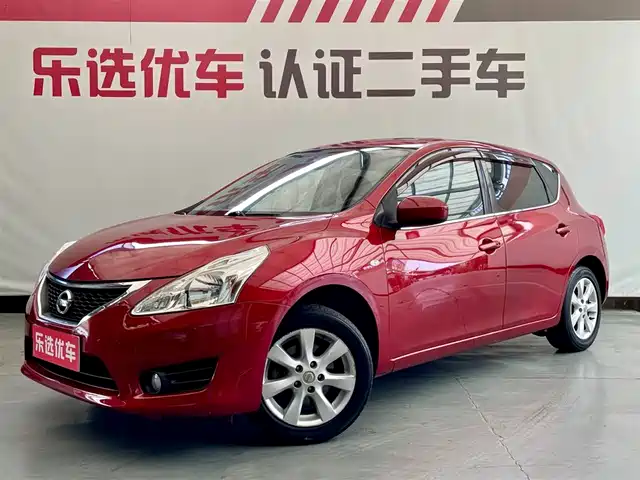 Nissan Tiida Tiida 2013 1.6l Cvt Cool Version — фото