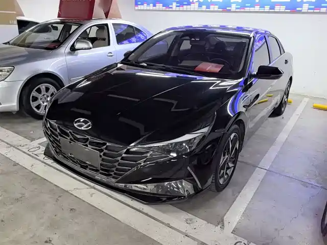 Hyundai Elantra Elantra 2022 1.5l Cvt Lux Premium Edition — фото