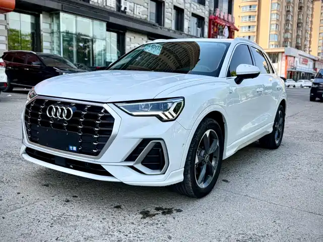Audi Audi Q3 Audi Q3 2023 35 Tfsi Fashionable And Dynamic (1.4t) — фото