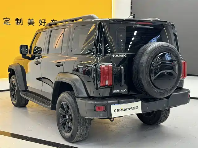 Tank Tank 300 Tank 300 2023 Off-Road Version 2.0t Challenger — фото