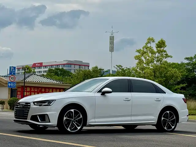 Audi Audi A4l Audi A4l 2019 40 Tfsi Sports National Vi — фото