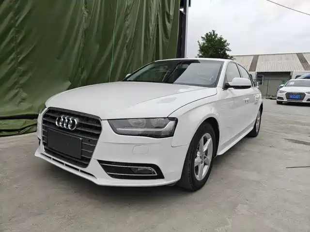 Audi Audi A4l Audi A4l 2013 30 Tfsi Automatic Comfort Type — фото