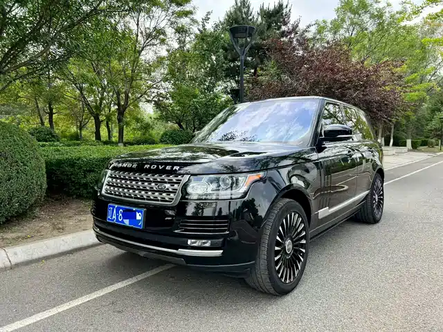 Land Rover Range Rover Range Rover 2016 3.0 Sc V6 Vogue — фото