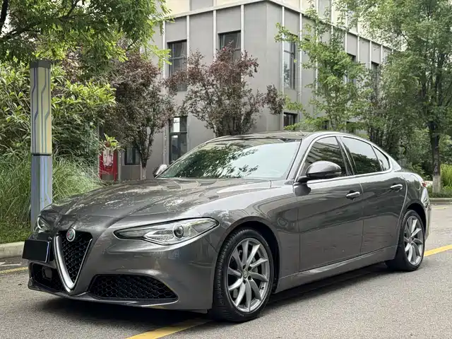 Alfa Romeo Giulia Juliet Giulia Juliet 2021 2.0t 280hp Luxury Edition — фото