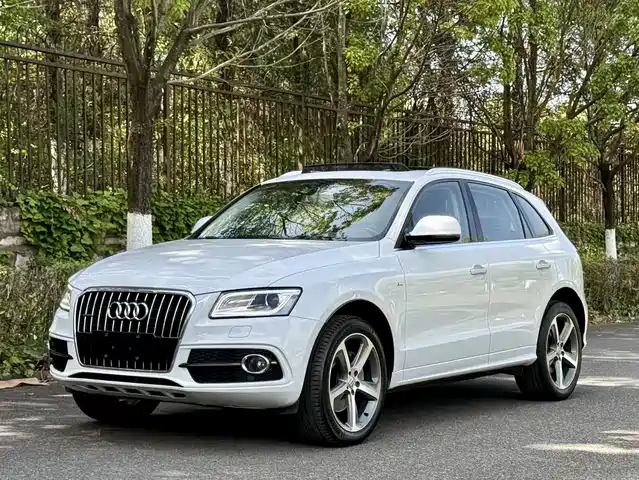 Audi Audi Q5 (Imported) Audi Q5 Imported 2013 45 Tfsi Quattro Sporty — фото