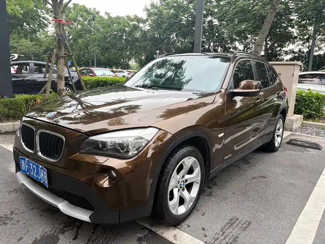Bmw Bmw X1 Bmw X1 2012 Xdrive20i Luxury Model — фото