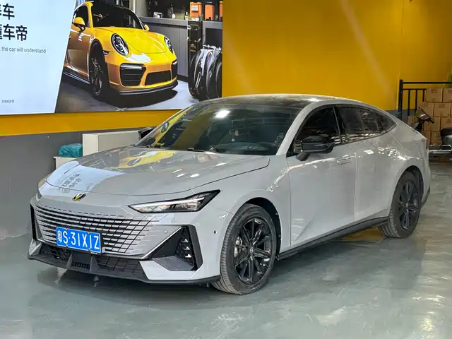 Chang'An Changan Uni-V Changan Uni-V 2023 1.5t Exclusive Model — фото