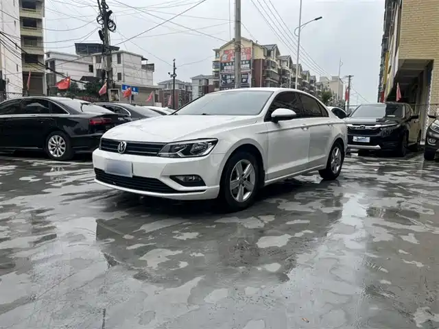 Volkswagen Lingdu Lingdu 2017 230tsi Dsg Fashion Edition — фото