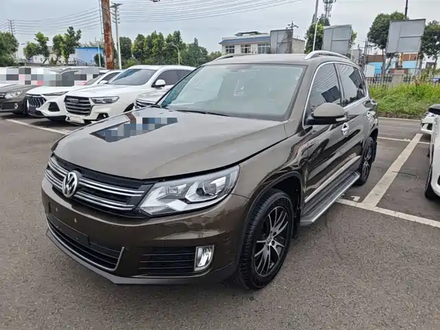 Volkswagen Tiguan Tiguan 2016 300tsi Automatic Two-Wheel Drive Luxury Version — фото