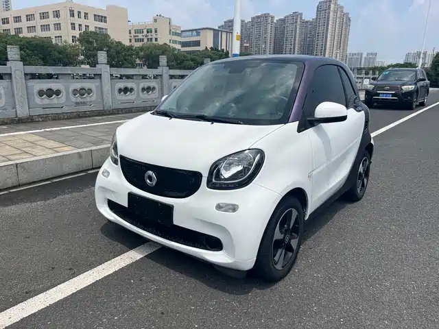 Smart Smart Fortwo Smart Fortwo 2015 1.0l 52kw Hardtop Passion Version — фото