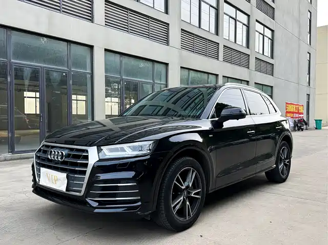 Audi Audi Q5l Audi Q5l 2018 45 Tfsi Exclusive Fashion Model National V — фото