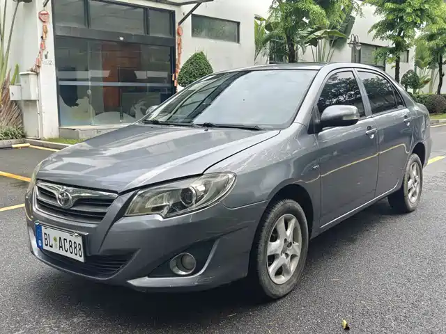 Toyota Corolla Corolla 2013 1.6l Automatic Luxury Version — фото