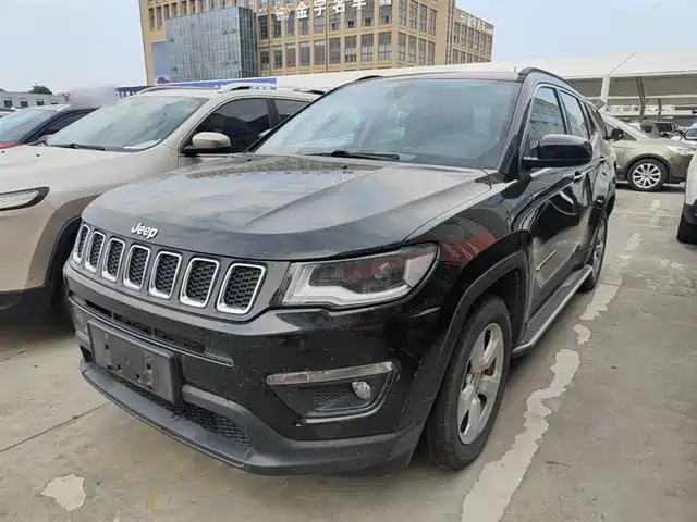 Jeep Guide Compass 2017 200t Automatic Home Edition — фото