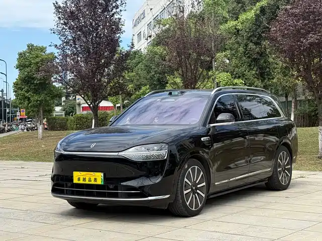 Aito Asks The World Wenjie M9 Wenjie M9 2025 Extended Range Max Version 52kwh 6-Seater Version — фото