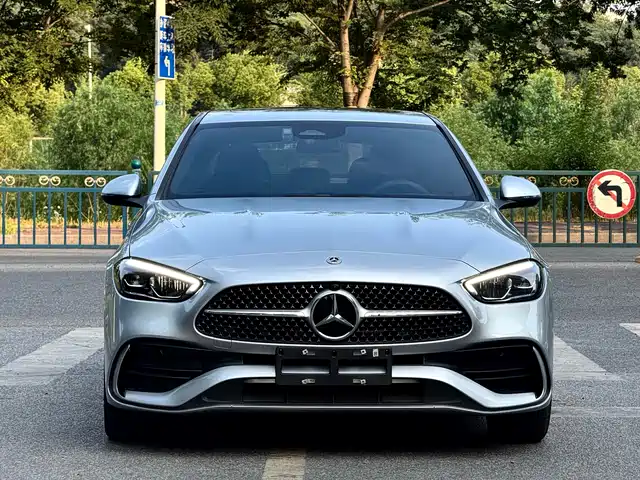 Mercedes-Benz C-Class 2023 г.