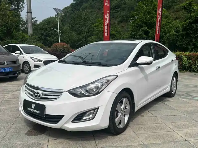 Hyundai Langdong Langdong 2013 1.6l Automatic Leading Model — фото
