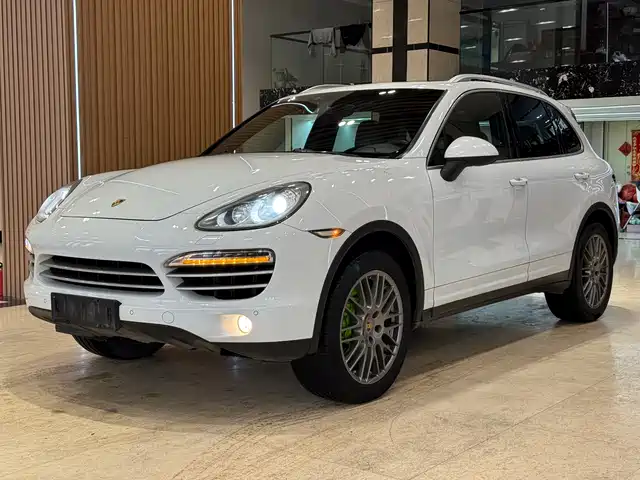 Porsche Cayenne Cayenne 2014 Cayenne Platinum Edition 3.0t — фото