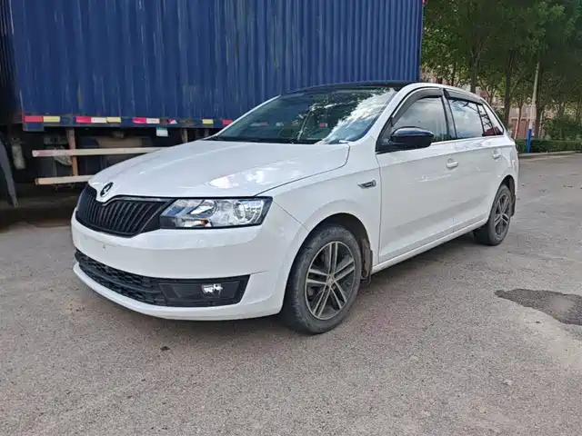 Skoda Xin Dong Xindong 2016 Facelift 1.6l Automatic Smart Travel Version — фото