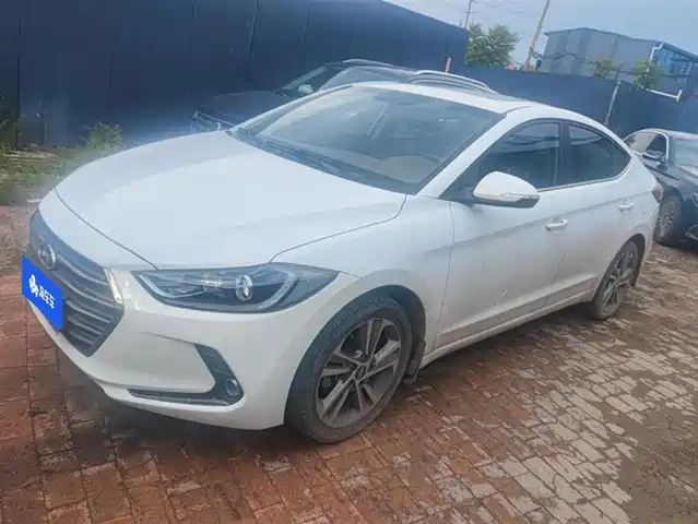Hyundai Lead The Way Lingdong 2016 1.6l Automatic Smart · Elite Model