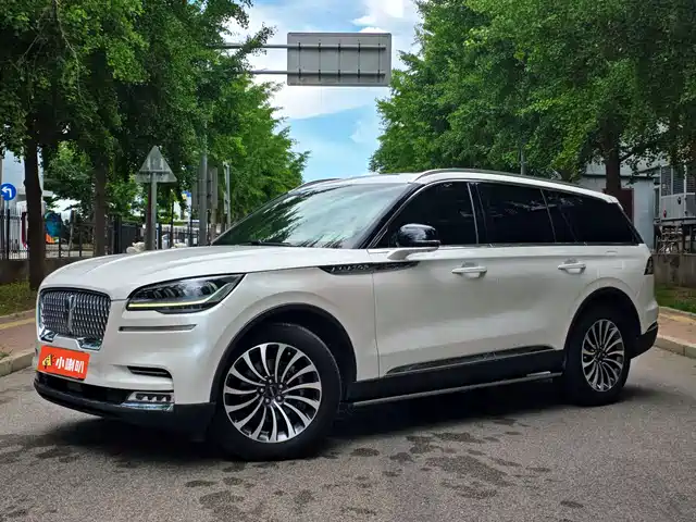 Lincoln Aviator Aviator 2023 3.0T V6 four-wheel drive elegant cruise version, seven seats — фото