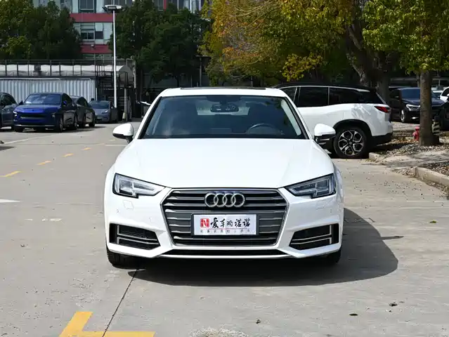 Audi Audi A4l Audi A4l 2018 30th Anniversary Model 40 Tfsi Fashion Model