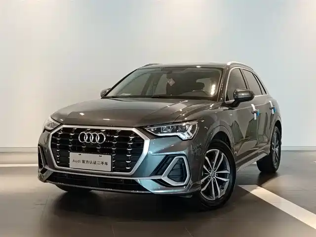 Audi Audi Q3 Audi Q3 2021 35 Tfsi Aggressive And Dynamic