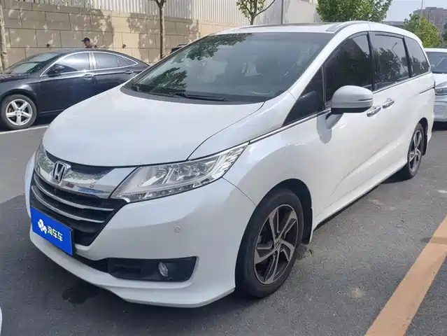 Honda Odyssey Odyssey 2015 Facelift 2.4l Extreme Edition