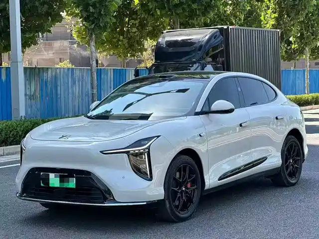 Zhiji Automobile Zhiji Ls6 Zhiji Ls6 2026 Pure Electric Max — фото