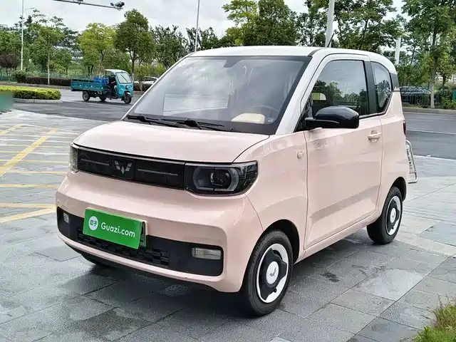 Wuling Motors Hongguang Miniev Hongguang Miniev 2022 Macaron Premium Lithium Iron Phosphate