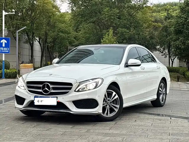 Mercedes-Benz C-Class 2017 г.