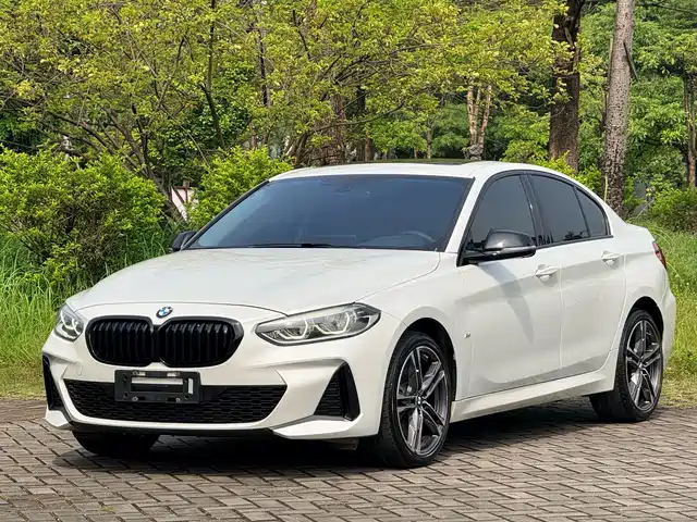 BMW 1 Series 2021 г.
