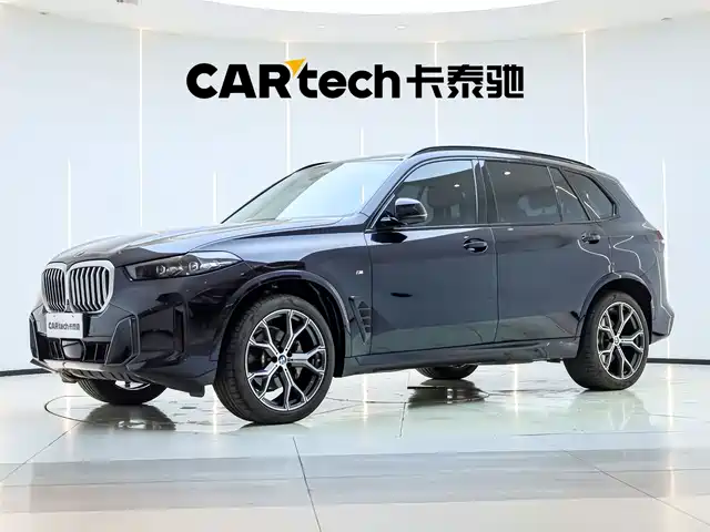 BMW X5 2024 г.