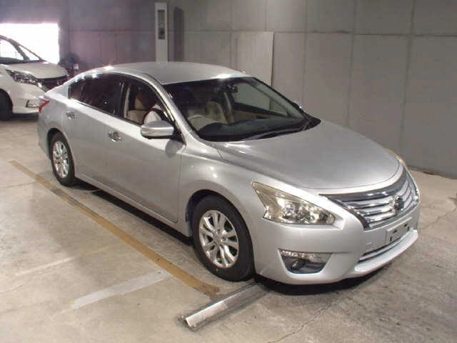 NISSAN TEANA