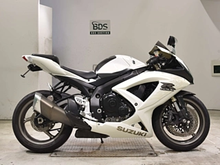 SUZUKI GSX-R600 — фото