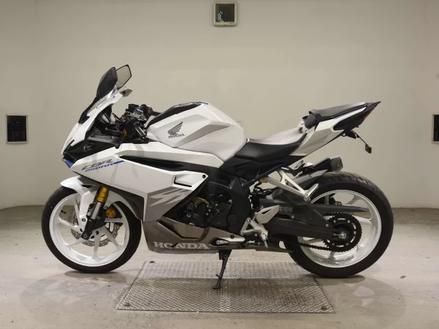 HONDA CBR250RR-2A — фото