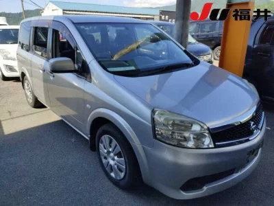 Nissan LAFESTA — фото
