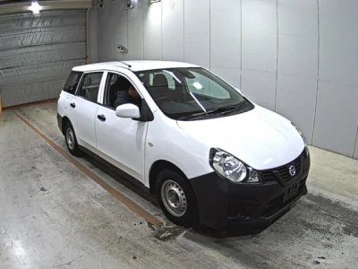 Nissan AD
