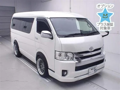 Toyota HiAce — фото