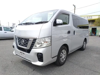 Nissan Caravan — фото
