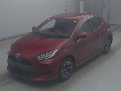 Toyota Yaris — фото